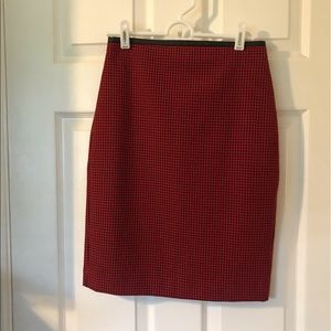 Express Red/Black Houndstooth Skirt